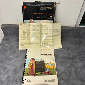 ATARI Student Pilot Refernce Guide PILOT Programming CARTRIDGE 400/800 - Afbeelding 1 van 4