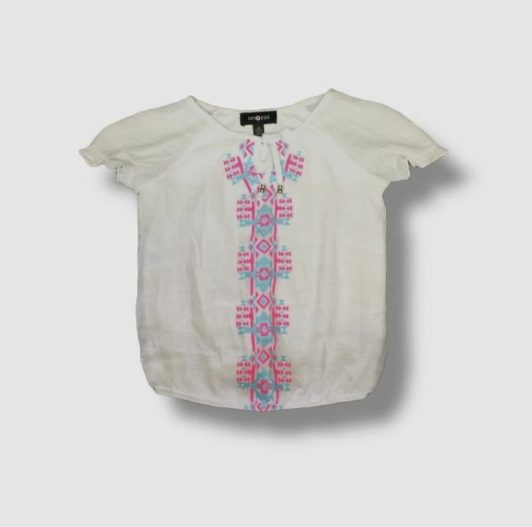 Blusa Top Amy Byer Niña Blanca Cuello Barco Manga Corta Talla M (10-12) $44 Foto 1 de 1