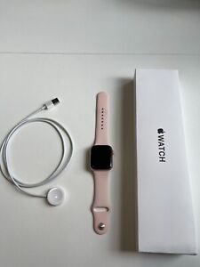 Apple Watch SE 44mm Gold Aluminum Case with Pink Sand Sport Band - Regular (GPS)