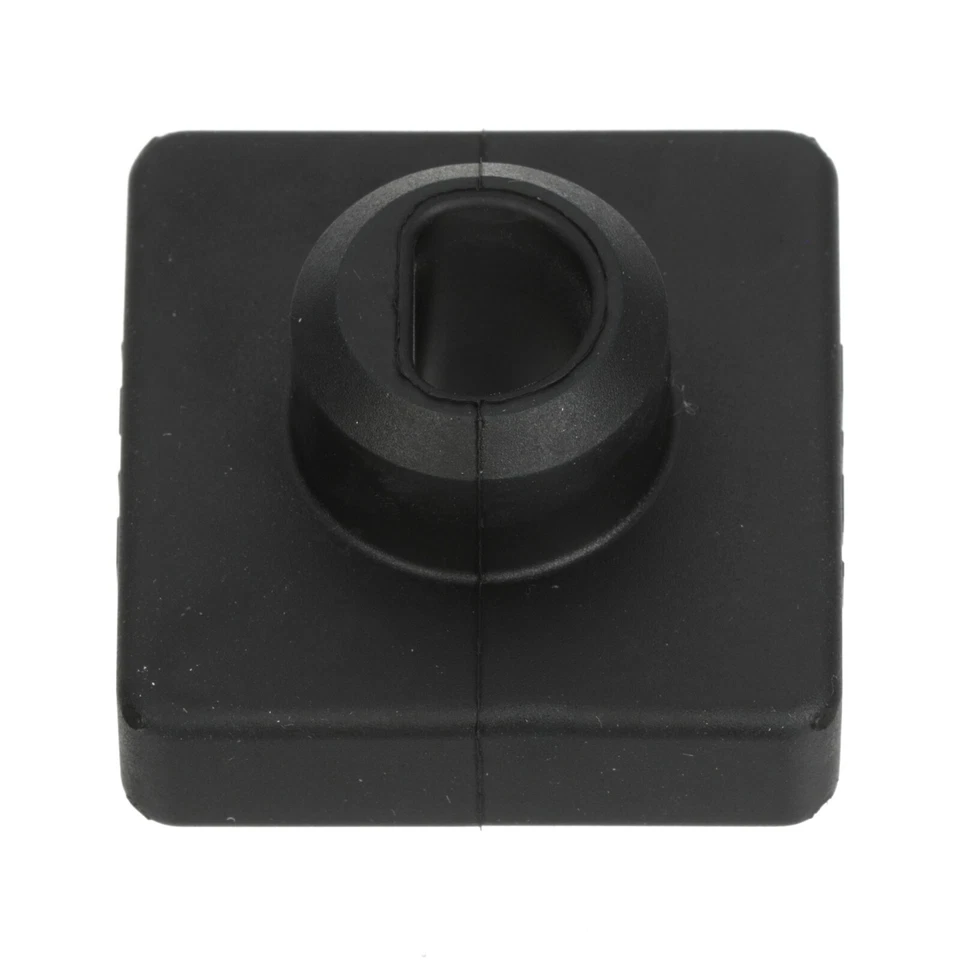 10-22 RAM 1500 2500 3500 14-18 4500 5500 RADIADOR AISLADOR INFERIOR OEM 68050200AA Foto 1 de 4