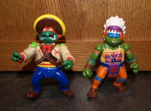 2 Teenage Mutant Ninja Turtles Wacky Wild West Bandito Bashin' Mike & Chief Leo - Bild 1 von 8