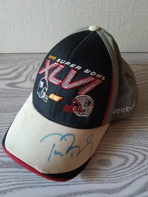 Gorra oficial autografiada por Tom Brady del Super Bowl XXXVI, sin certificado de autenticidad Foto 1 de 4