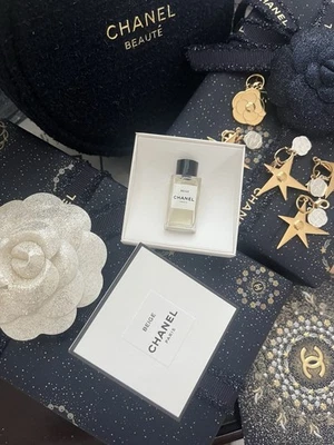 CHANEL BEIGE EAU DE PARFUM Splash mini tamaño 0,13 oz / 4 ml-NUEVO Foto 1 de 4