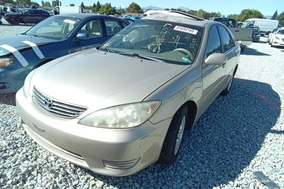 2005 Toyota Camry Automatic Transmission OEM 122K Miles - LKQ437888968 - Image 1 of 4