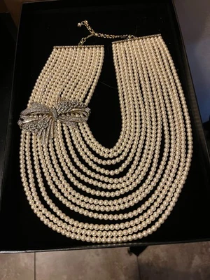 Heidi Daus Best In Bows 奶油施华洛世奇珍珠水晶项链 — 第 1/2 张图片