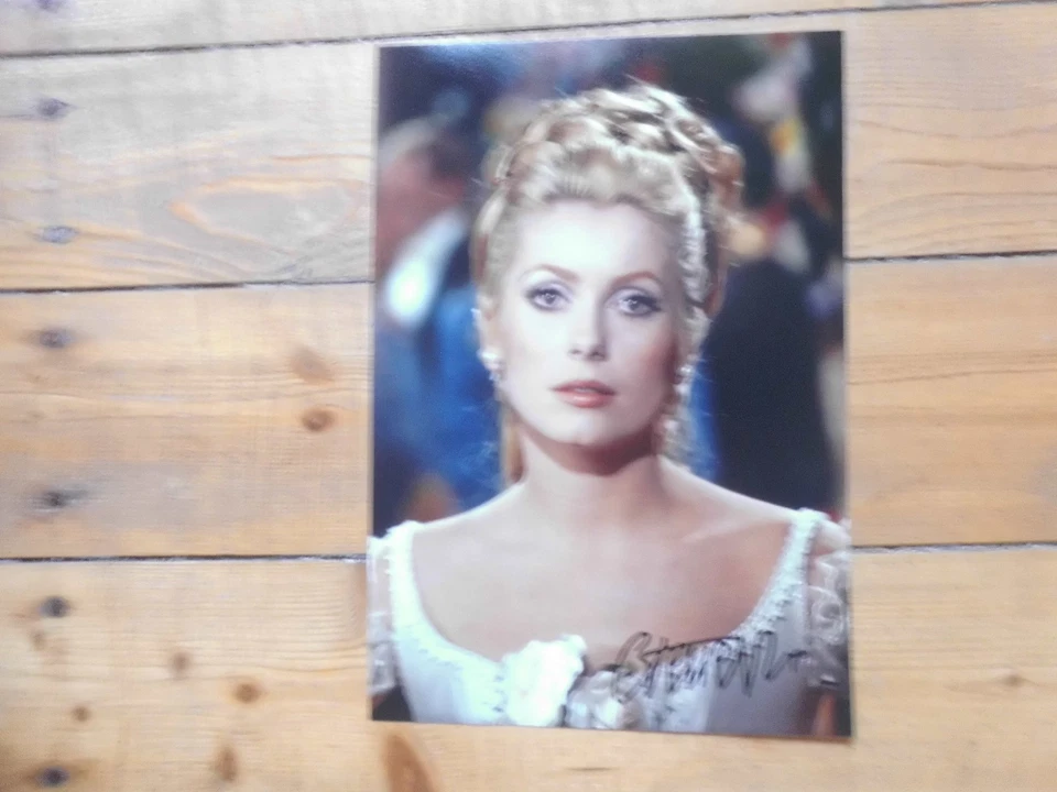 Original Catherine Deneuve - Drama - Image 1 of 1