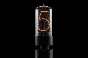 ZIN70 Z568M Z5680M Nixie Tube schwarz Alu Sockel 58 mm Durchmesser z568m Pinout - Bild 1 von 5