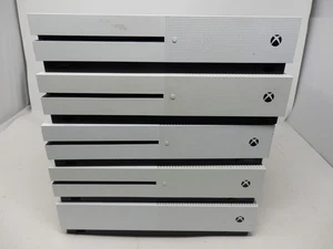 Menge 5 Xbox One S Modell 1681 Weiß Konsolen für Teile oder Reparatur funktioniert nicht - Bild 1 von 6