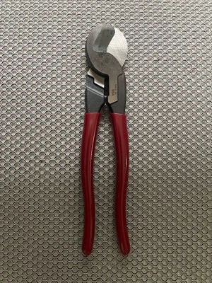 Klein Tools 63225 High-Leverage Cable Cutter - Image 1 of 2