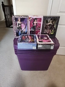 Hard Rock Cafe Barbie Sammlung (5) Puppen - Bild 1 von 11