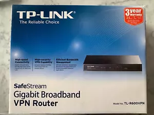 TP-LINK Gigabit Broadband VPN Rounter - Picture 1 of 4