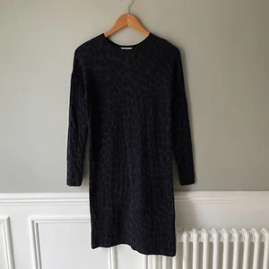 Hobbs Etuikleid UK 8 Langarm Knielang Blau Schwarz Leopard Strick Kaschmir - Bild 1 von 6