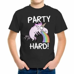 Kinder T-Shirt Jungen kotzendes Einhorn Regenbogen Party Hard lustig Geschenk - Bild 1 von 2