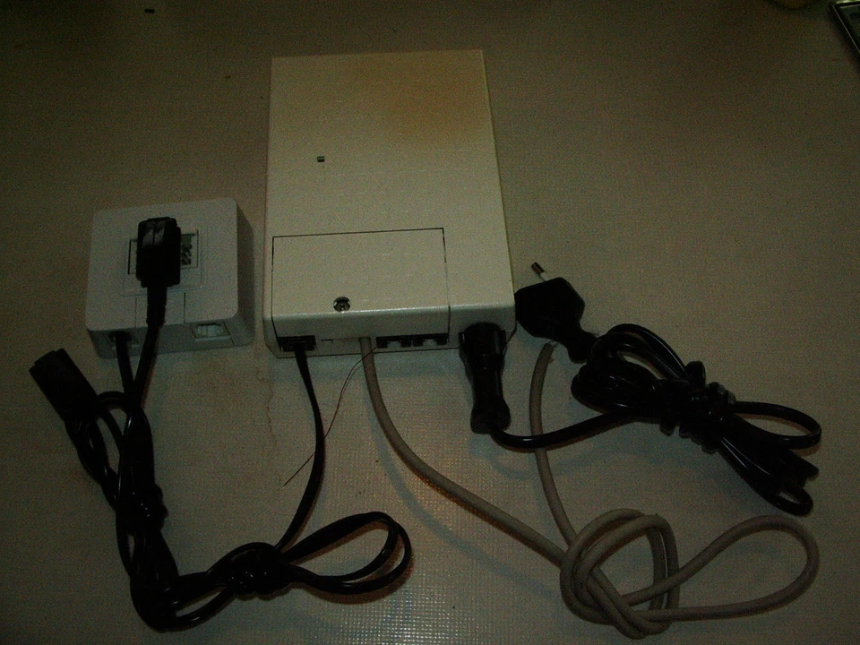 T Net ISDN NTBA + Splitter  - Bild 1 von 1