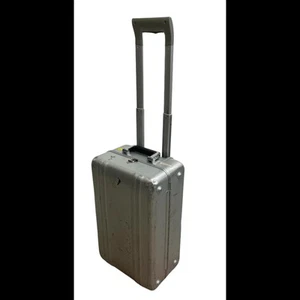 Zero Halliburton Silver 4-wheels Carry Case Suitcase - Picture 1 of 6