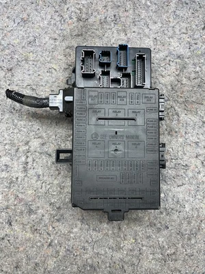 2003-2006 Ford Expedition Lincoln Navigator Fuse Box Relay 4L1T-14A067-AB - Image 1 of 4