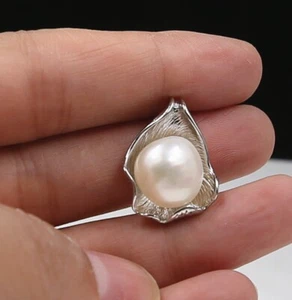 13 mm South Sea Natural White Baroque Pearl Pendant 18K White Gold P - Picture 1 of 3