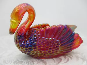 VINTAGE 1988-1999 CARDINAL RED CARNIVAL GLASS SWAN SALT CELLAR DISH FIGURINE - Picture 1 of 8