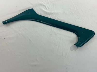 Chevrolet Wagon 1958 interior moldura lateral del pasajero trasero Bel Air Yeoman 4 puertas Foto 1 de 4