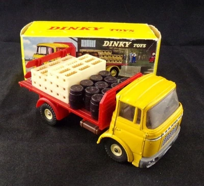 DINKY TOYS 588 - PLATEAU BRASSEUR BERLIET TRUCK  VINTAGE FRENCH - Image 1 of 4