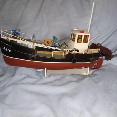 Ferngesteuertes Fischerboot - Bild 1 von 4