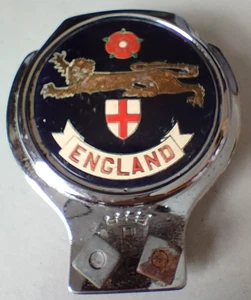 "ENGLAND" VINTAGE RENAMEL - ENGLAND - TUDOR ROSE - GRILL BADGE & FIXINGS - Picture 1 of 5