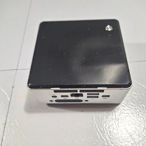 Mini PC Intel Nuc5i5MYHE i5 5300U @ 2,3 GHz 256 GB m.2 16 GB PC3L SIN SISTEMA OPERATIVO - Imagen 1 de 4