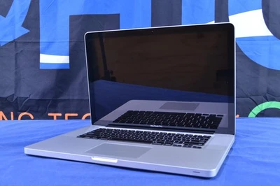 Lot of 2 A1286 MacBook Pro No OS (J072202) - Image 1 of 4