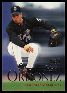 2000 SKYBOX Rey Ordonez #93 BASEBALL New York Mets