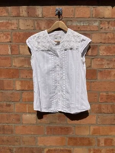 Orvis Womens White Sleeveless Low Cut Blouse Size Small - Picture 1 of 5