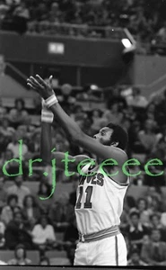 Bob McAdoo BUFFALO BRAVES - 35mm Basketball Negative - Picture 1 of 1
