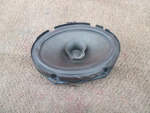 MAZDA 3 REAR DOOR SPEAKER REAR OEM LH REAR 2010 2011 2012 SEDAN - Bild 1 von 3