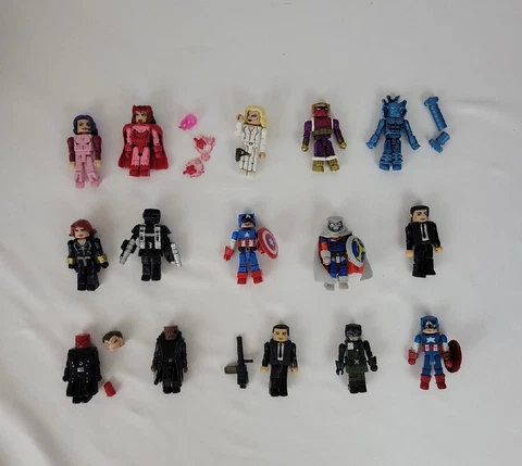 Huge Lot Of 15 Marvel Minimates Mini Figures With Accessories Avengers, Villains Cover