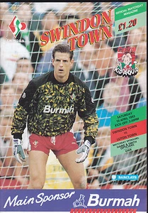 1992/93 SWINDON TOWN V LUTON TOWN 10-04-1993 Division 1 - Picture 1 of 1