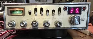 32 Xlr Radio - Picture 1 of 2