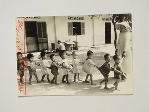 Saigon Vietnam Orphans & Catholic Nun 1974 Press Photo - Picture 1 of 2