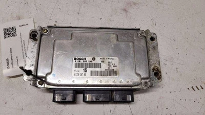 Centralina motore CITROËN SAXO S0, S1 ECU 0261206246 1.1 benzina 40kw 27052896 - Immagine 1 di 4