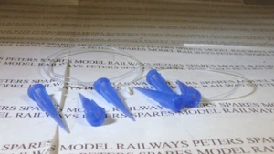 Deluxe Materials AC9 Micro Tips and Tube - Picture 1 of 1