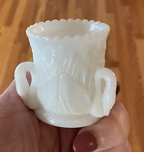 DE COLECCIÓN SOPORTE PALILLO DE DIENTES Westmoreland vaso de leche TRES CISNES y asas - Imagen 1 de 4