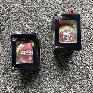 2 San Fran 49ers LED Ball Christmas ORNAMENTS NEW 2 NFL Football LED New - Picture 1 of 6
