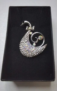 Schöne Kristall Ente Brosche / Anstecknadel mit Geschenkbox - Bild 1 von 1