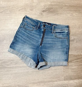 Hollister Ultra high rise shorts 3” Size 11/30 Excellent condition - Picture 1 of 6