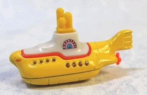 Hot Wheels The Beatles Yellow Submarine Fahrzeug 3" Diecast 2014 - Bild 1 von 6