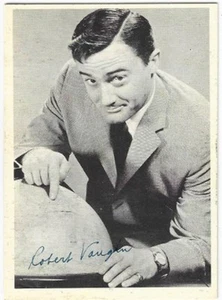 Vintage Topps The Man From U.N.C.L.E. 1965 #51 Napoleon Solo Pointing to Globe - Picture 1 of 2