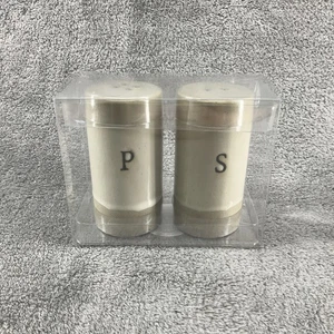 Herz und Hand Magnolie Salz und Pfefferstreuer Creme Steinzeug Neu - Bild 1 von 10