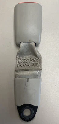 Saturn VUE 2009 híbrido hebilla de cinturón de seguridad trasero para pasajero OEM Foto 1 de 2