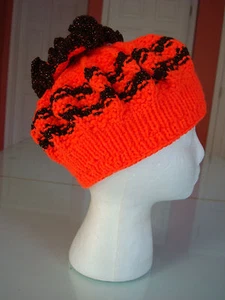 Handgestrickte Mädchenmütze, Mädchen 6-8 Jahre, leuchtend orange & metallic braun, neu - Bild 1 von 8