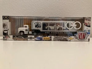 M2 Auto Haulers 100 Years of Chevrolet 58 Chevy Viking LCF & 66 Corvette White - Picture 1 of 6