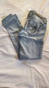 Pantalones de mezclilla ajustados adornados desgastados talla 26 Rock Revival Hetty para mujer - Imagen 1 de 15