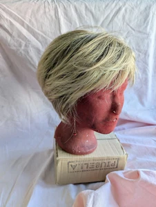 alltagstaugl. Kunsthaar Perücke, kurzer gestufter Bob, für den kleineren Kopf - Bild 1 von 9